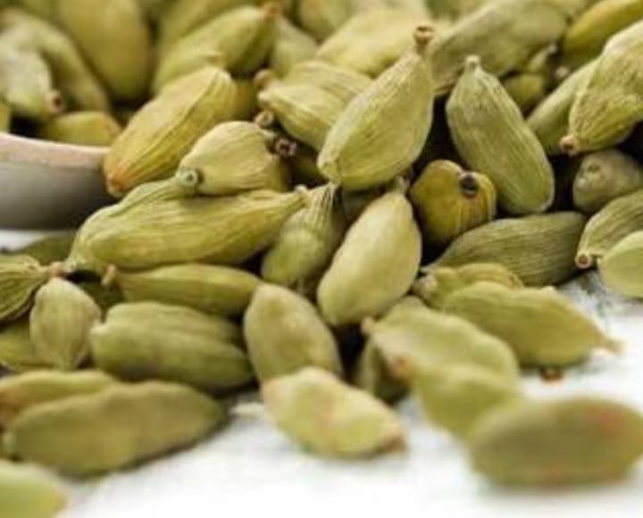 pure ceylon cardamom pods pure ceylon cardamom pods